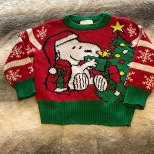 The cutest ever snoopy sweater!